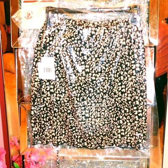 Skirt by originality extra large new with tags - Picture 2 of 4